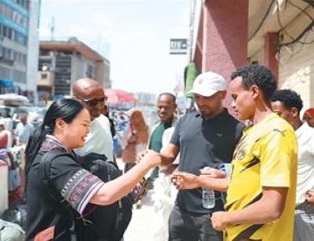 年售六亿张，产品覆盖七十二个国家和地区——薄薄手机膜 走向全世界